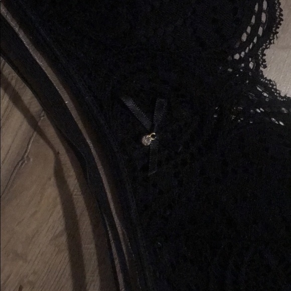 Black lace bra - Picture 4 of 4